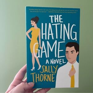 📚 4/25$ 📚 The Hating Game Book by Sally Thorne